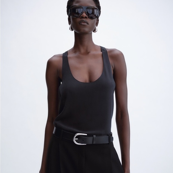 Aritzia Tops - NWT Aritzia Wilfred Renee Silk Camisole